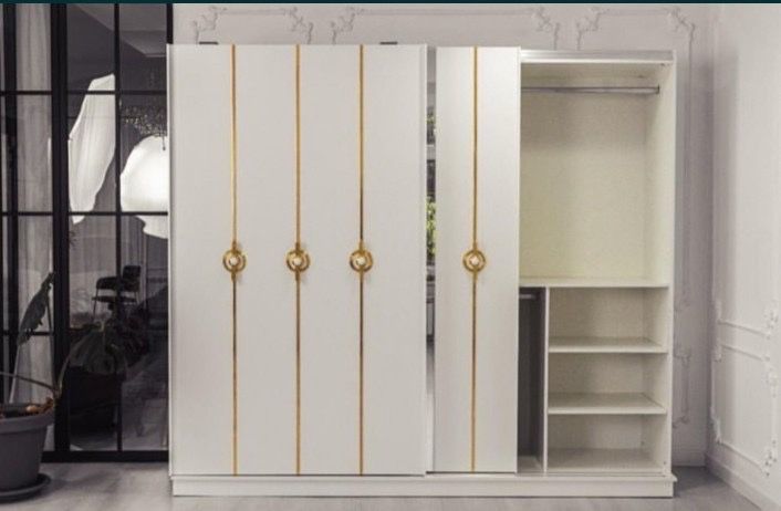 Гарнитур спальный красивый