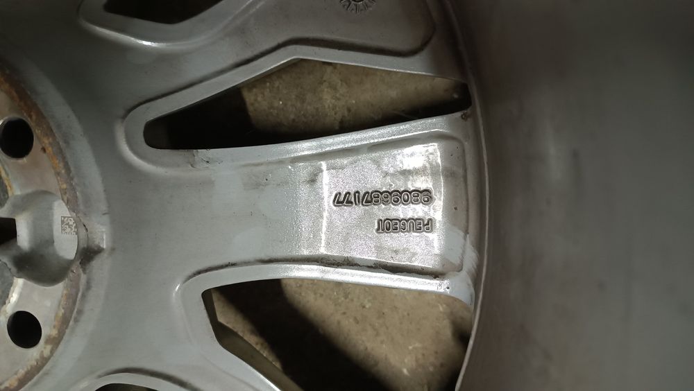 Оригинални джанти за Пежо 3008 и 5008