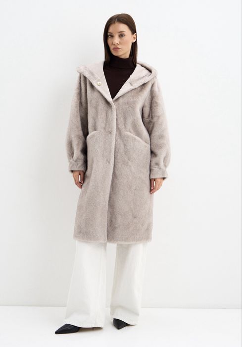 Шуба искуственная в хорошем качестве