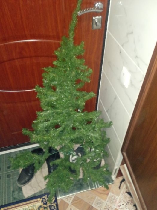 Ёлка разборная искусственная