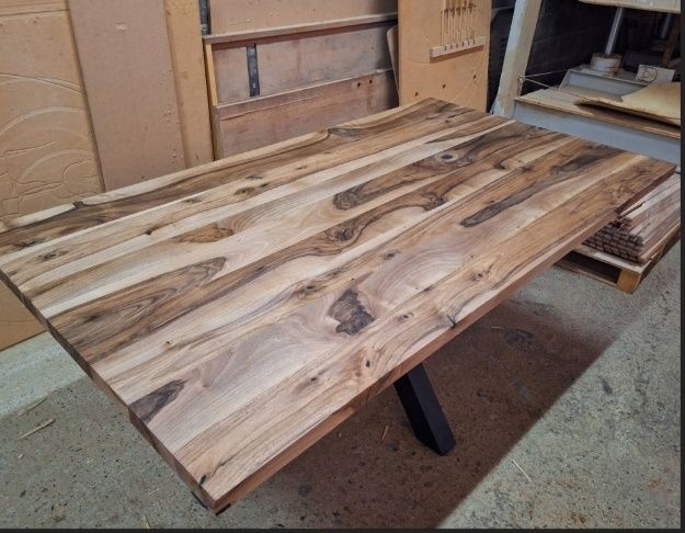 Трапезна маса масив орех