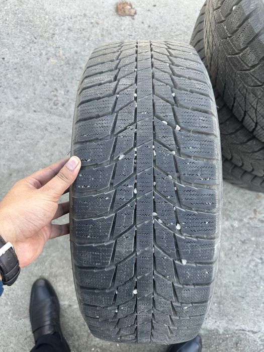 Б/у шины размером на 215/55 р17