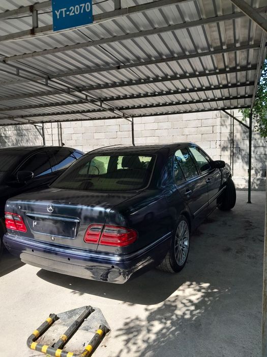 Mercedes-Benz 230 1997