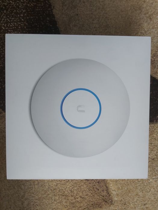 UniFi ac hd UAP-AC-HD se vinde sau se schimba cu diverse