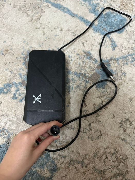 Зарядное устроиство на аккумулятор электровелосипеда