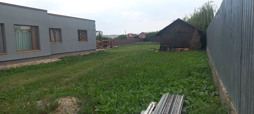 Vând casă in Apahida
