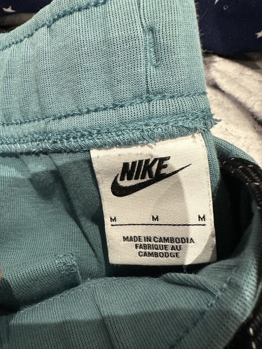 Pantaloni nike tech fleece originali