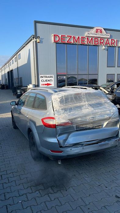 Dezmembram Ford Mondeo MK4 2.0 benzina din 2007