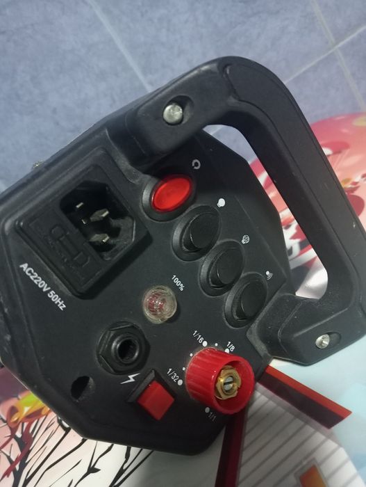 Bliț studio/cabină foto