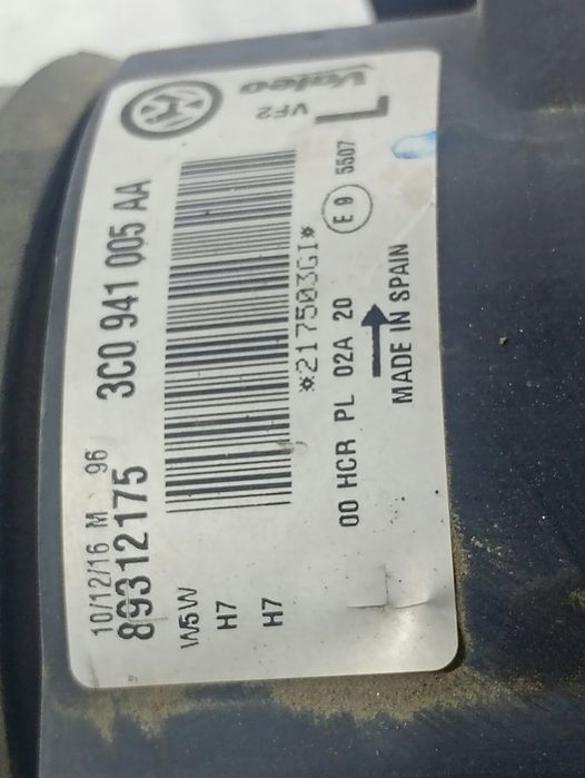 Far stanga 3C0941005AA Volkswagen Passat B6 (2005 - 2010) 2.0 tdi BMP