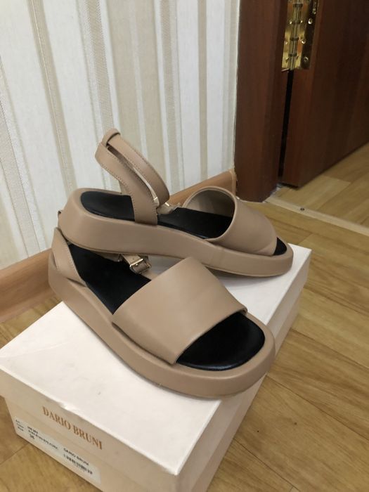 Обувь стильная и удобная