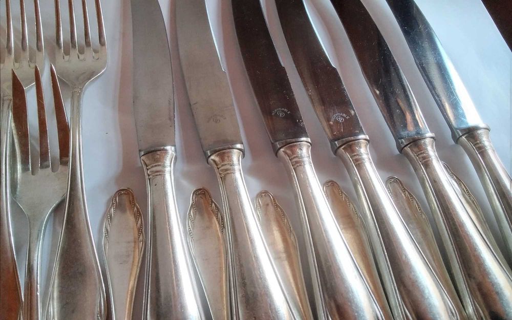 Комплект маркови посребрени прибори за хранене WMF неупотребявани .
