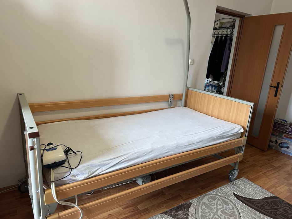 Pat rabatabil electric + saltea normala si saltea antiescara