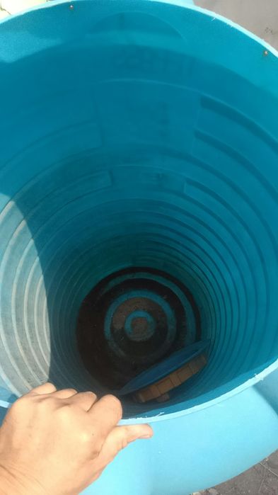 Бочка синий для воды
