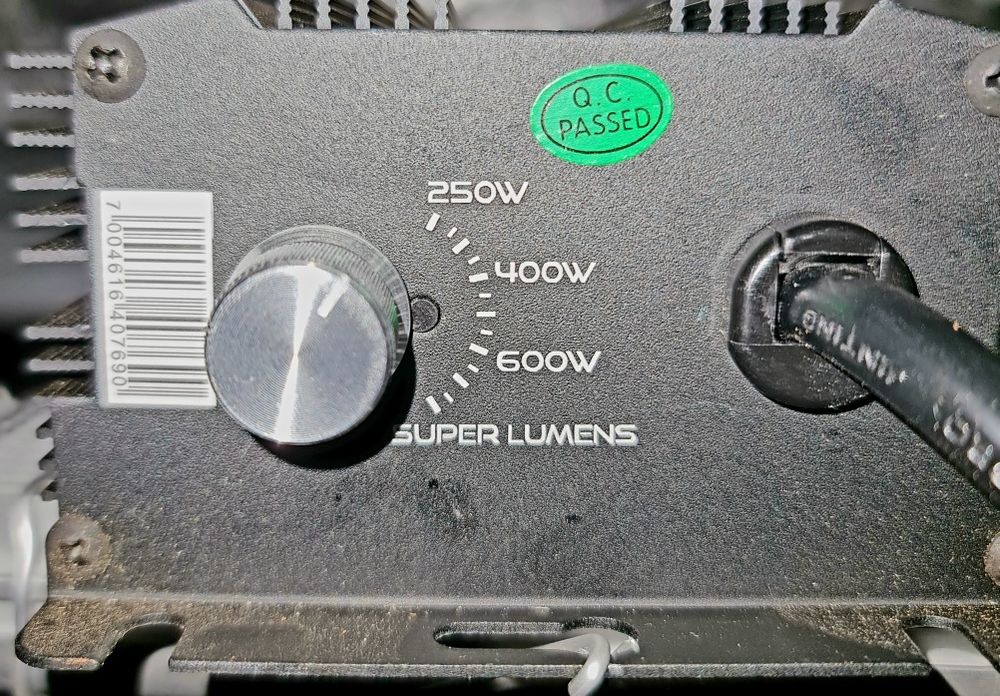 Lampa led pentru cultivarea plantelor LUMii Black LED 720W + balast