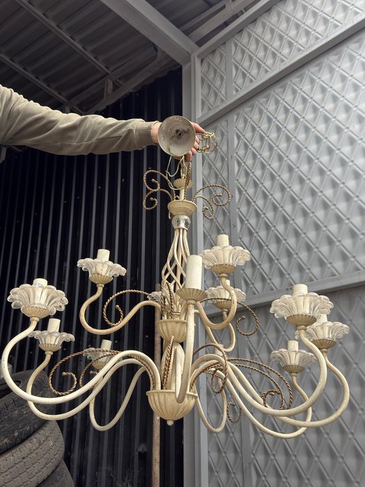 Люстры железные декоративные