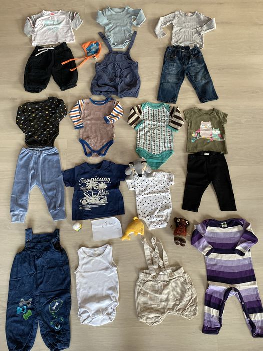 Vând lot haine băieți (4-6 luni) 68 cm.