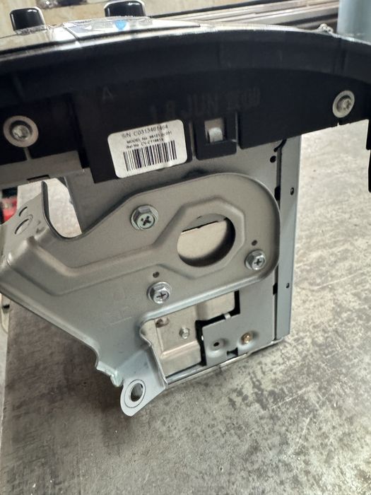 Оригинално радио Тойота Тундра 2011