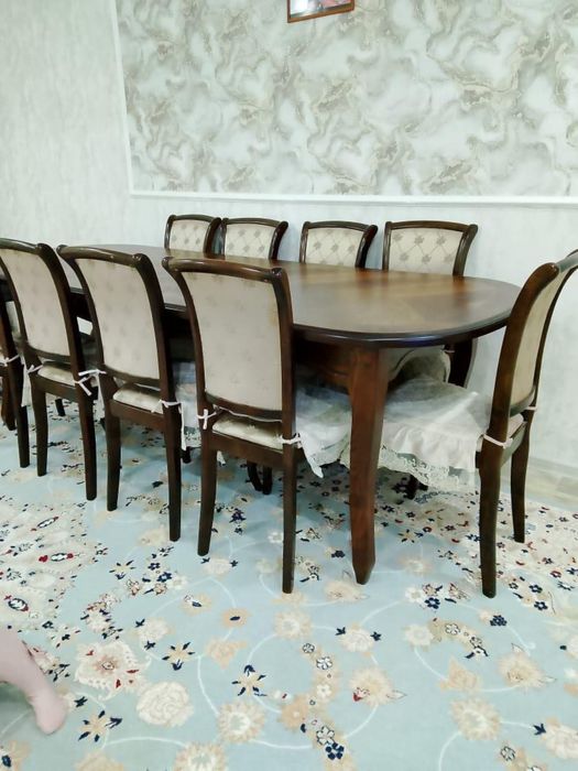 Продам стол со стульями