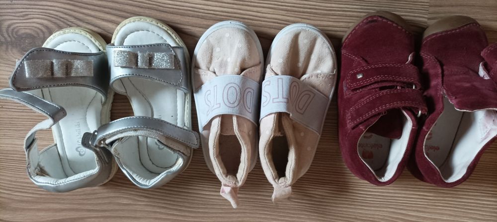 Încălțăminte Nr 22