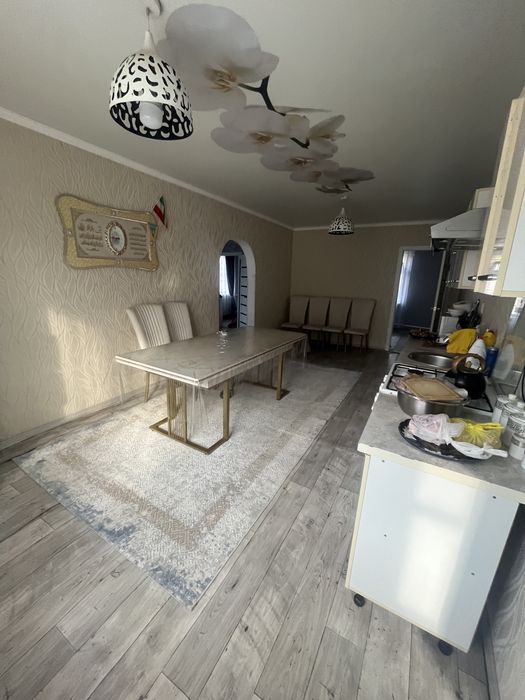 Продается дом с большим участком