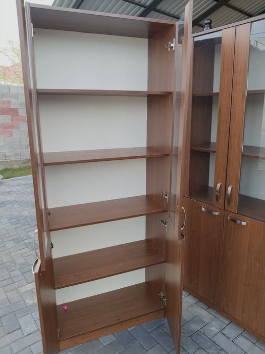 Продам два шкафа