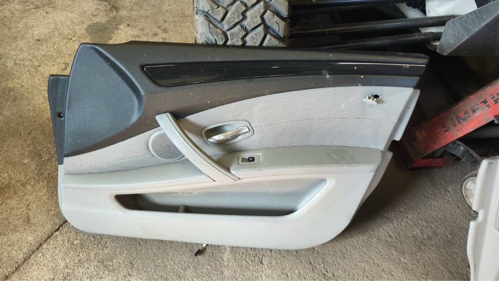 Предни кори за BMW E60/E61 LCI Facelift Фейслифт