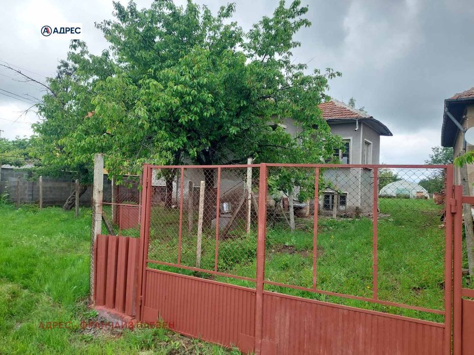 Къща в Плевен, област-с.Телиш площ 220 цена 26000