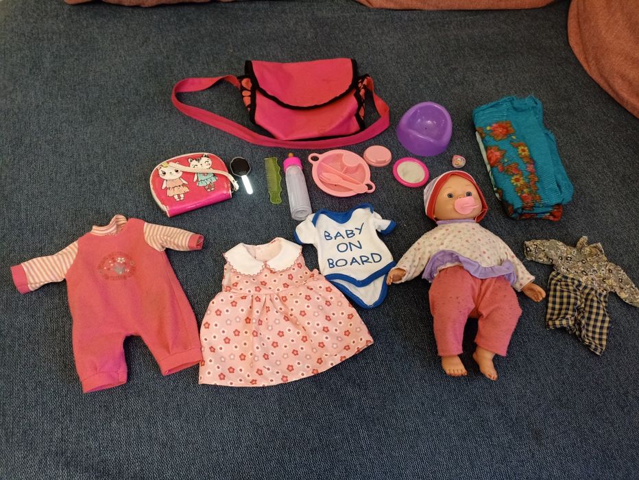 Количка за кукли с бебе и аксесоари