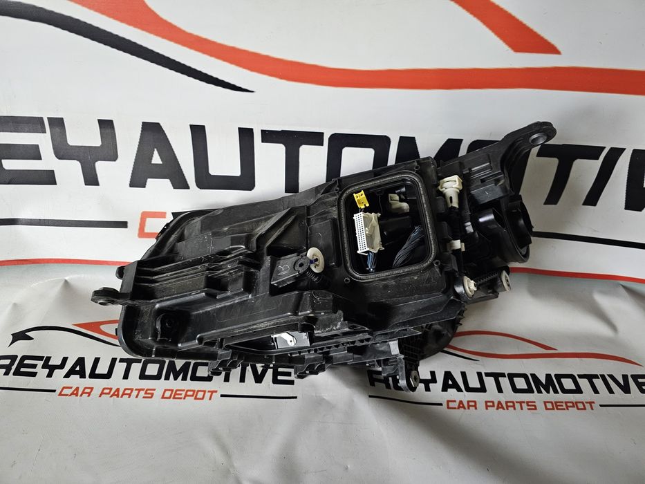 Far dreapta multibeam led Mercedes GLS X167 dupa 2019 cod A1679066208