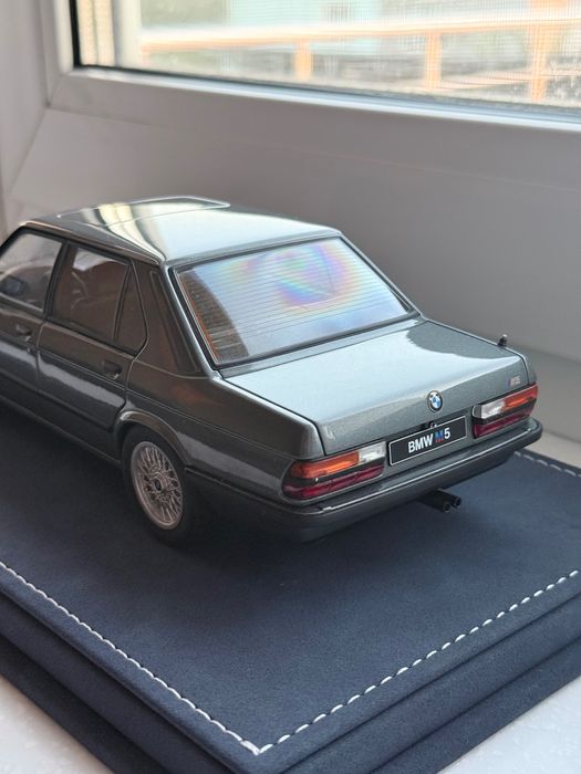 Колекционерски модел BMW M5 E28 AutoArt 1:18