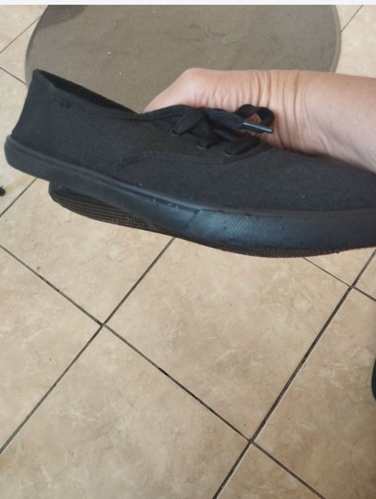 Дамски гуменки черни