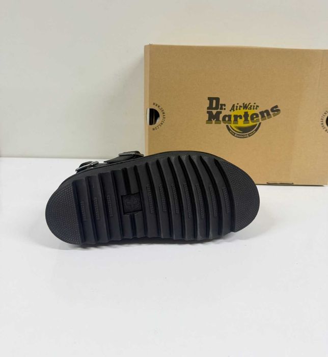 Dr. Martens Voss II Quad