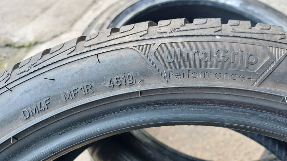 Зимни гуми 225/45/18 Goodyear Ultragrip 2 броя