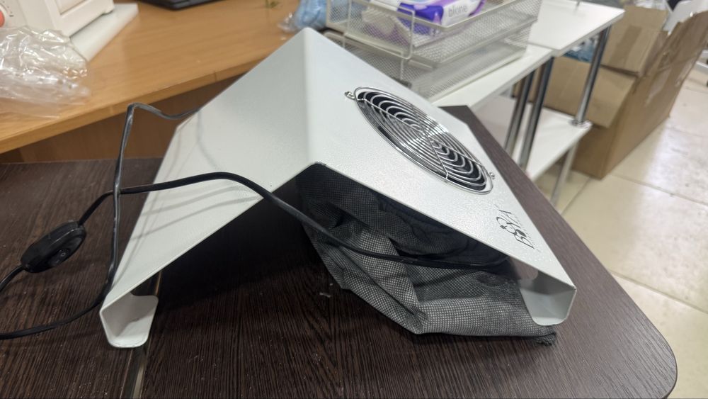 Вытяжка для маникюра