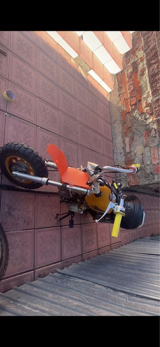 Honda mankey 125