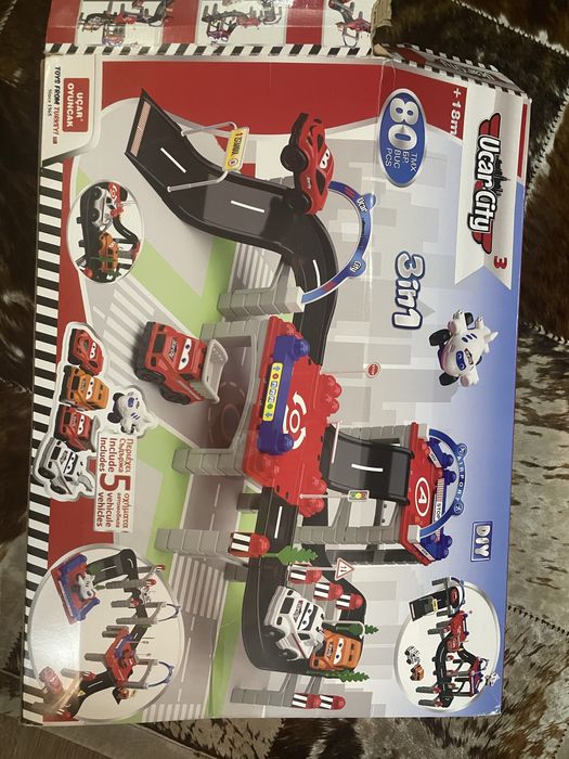 Детски играчки писта и кухня за пластелин