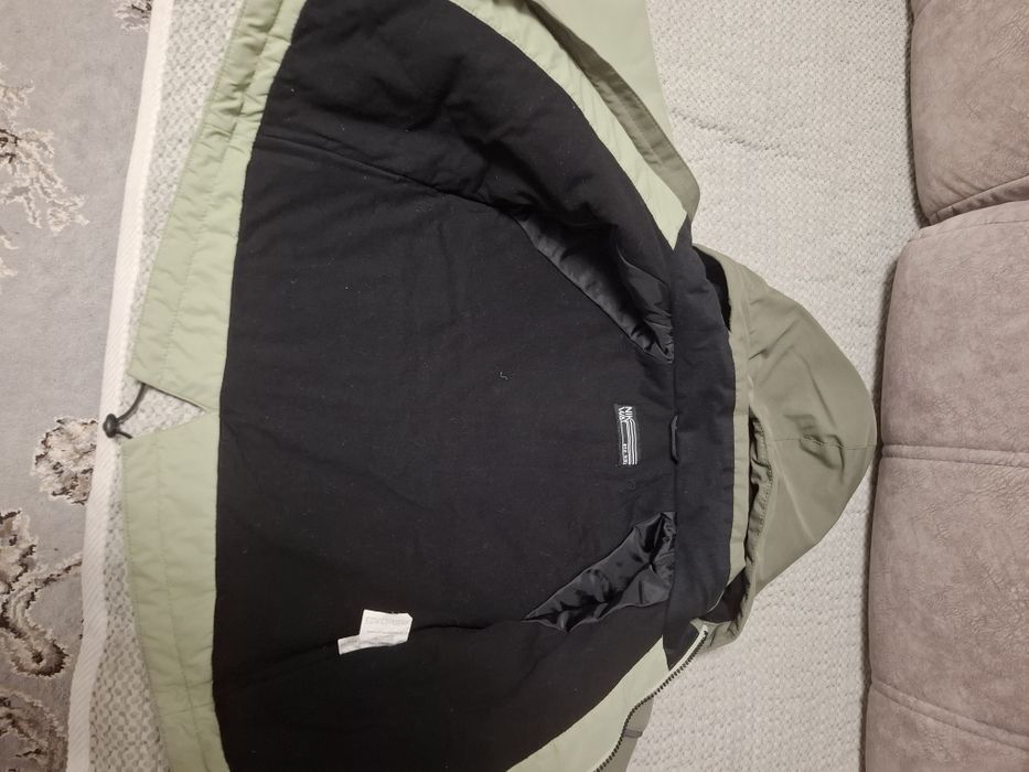 Продам детский костюм весна-осень