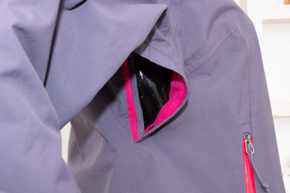 Оригинално дамско яке The North Face Hyvent лилаво водоустойчиво S