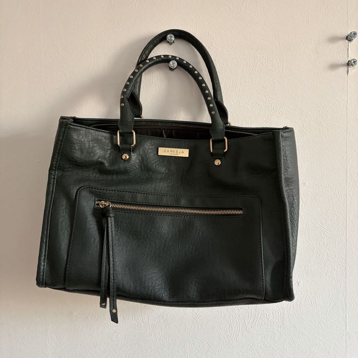 Женские акксесуары