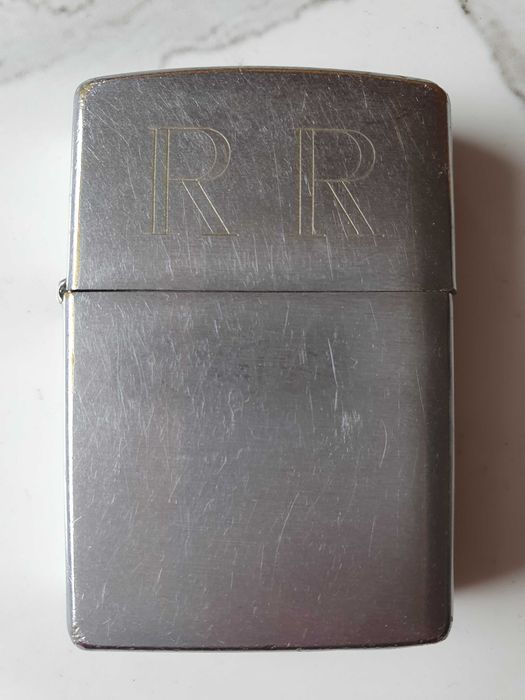 Bricheta ZIPPO R