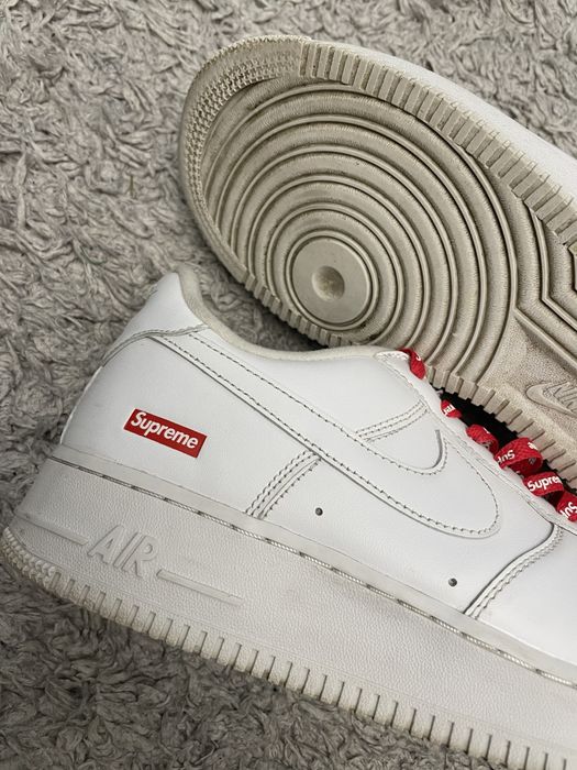 Nike Air Force 1 x Supreme Albi