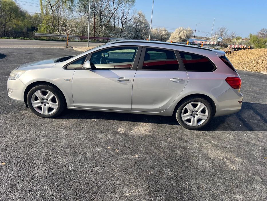 OPEL Astra 2012 — imagine 4