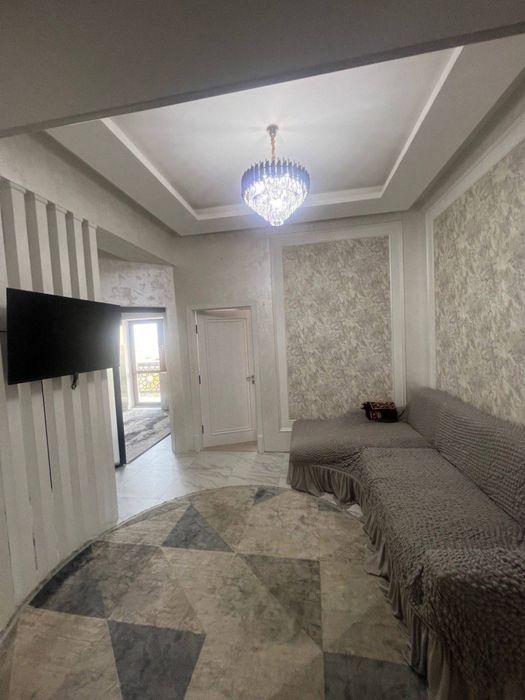 Чиланзар 8 кв  1 ком  орентир Парус