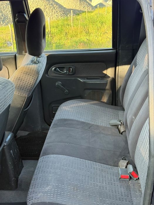 Mitubishi  L200