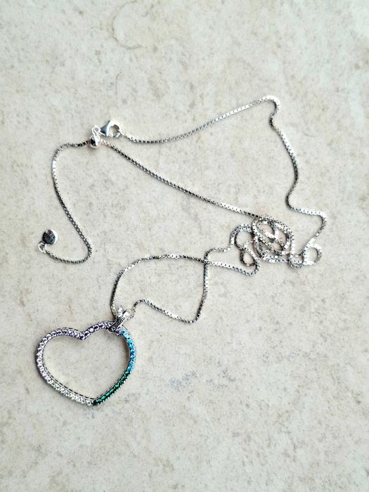 Сребърно колие със висулка сърце - модел на ПАНДОРА