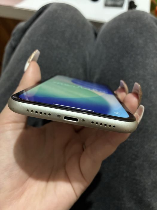 Iphone 11, are starea bateriei de 72%