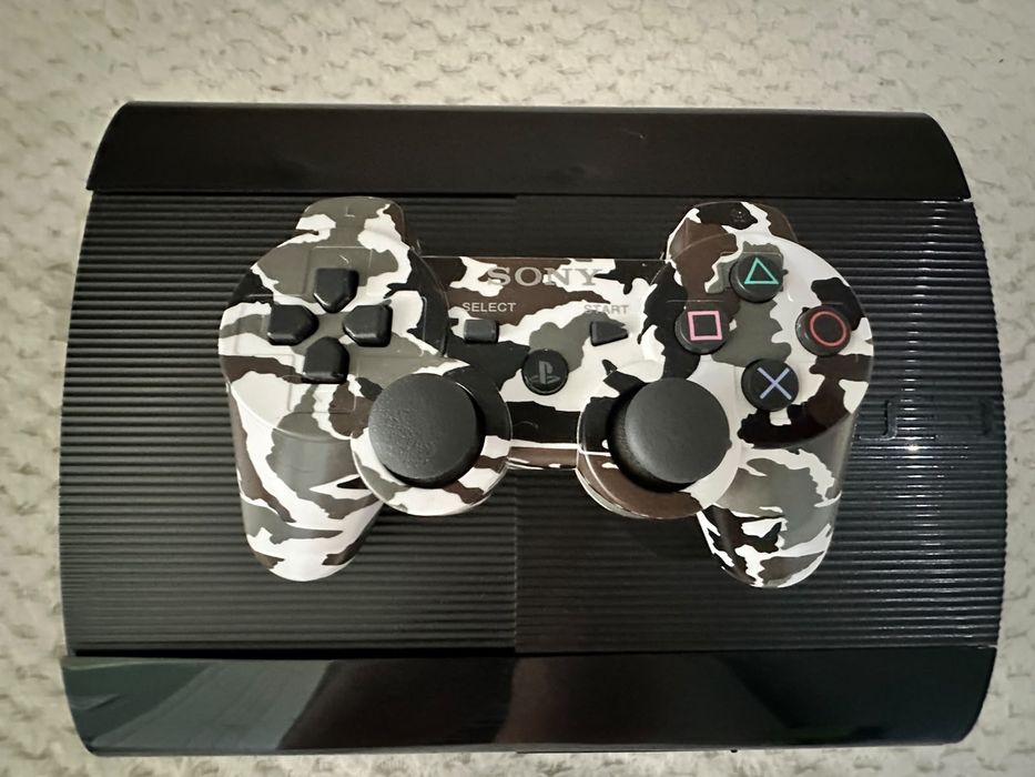 В продаже PS3 super slim