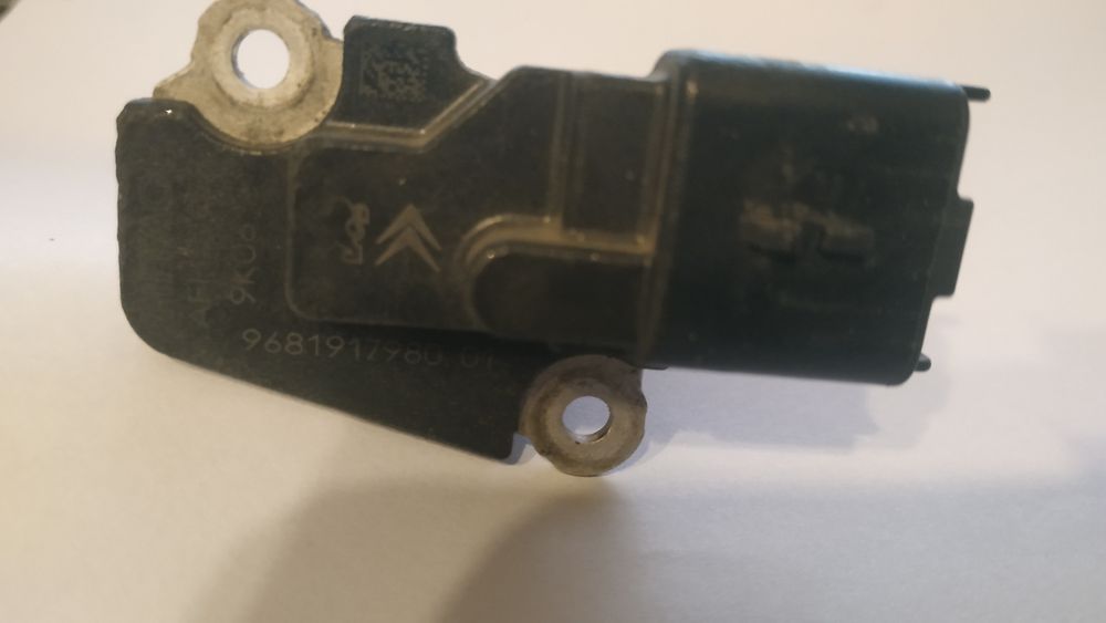 Дебитомер - Сензор за обем въздух / Air Mass Sensor Hitachi