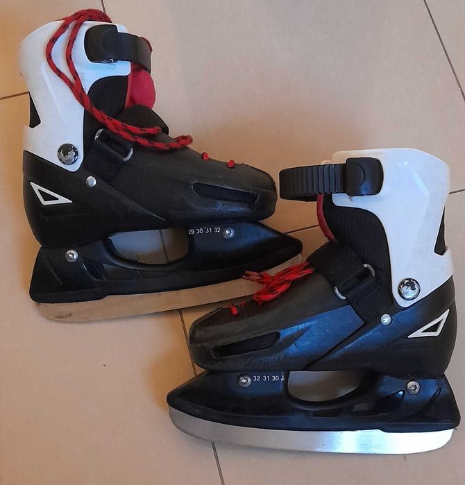 Patine/role  reglabille 29-32 . Schiuri 1,5m.